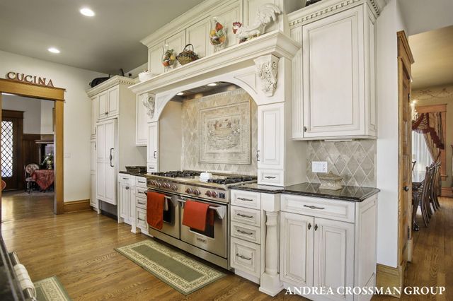 456 Monroe Boulevard, South Haven City, MI 49090