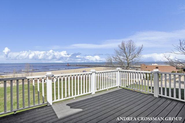 456 Monroe Boulevard, South Haven City, MI 49090