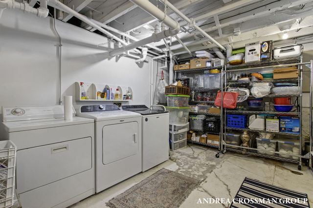 456 Monroe Boulevard, South Haven City, MI 49090