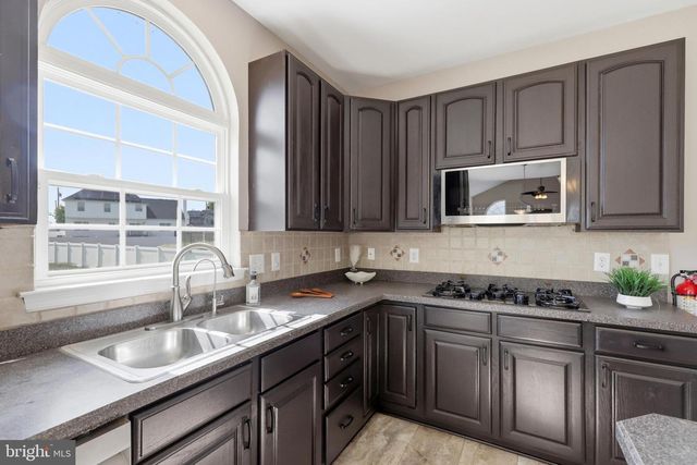 12 DOWNS ST, Clayton, NJ 08312