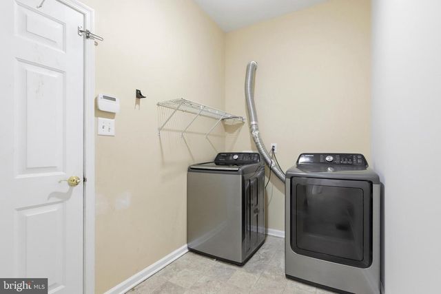 12 DOWNS ST, Clayton, NJ 08312
