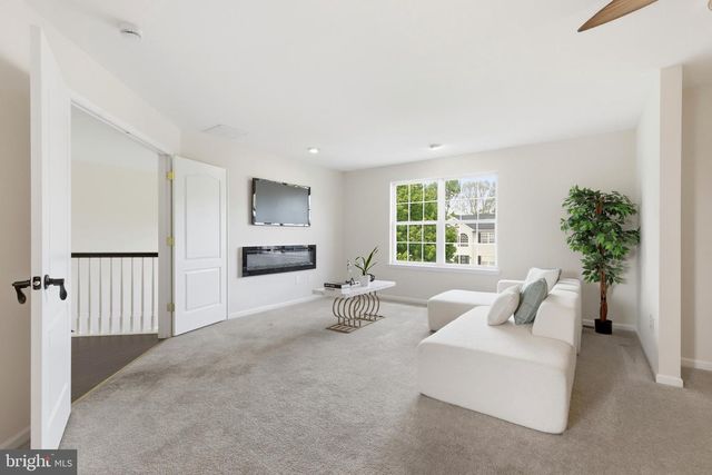 12 DOWNS ST, Clayton, NJ 08312
