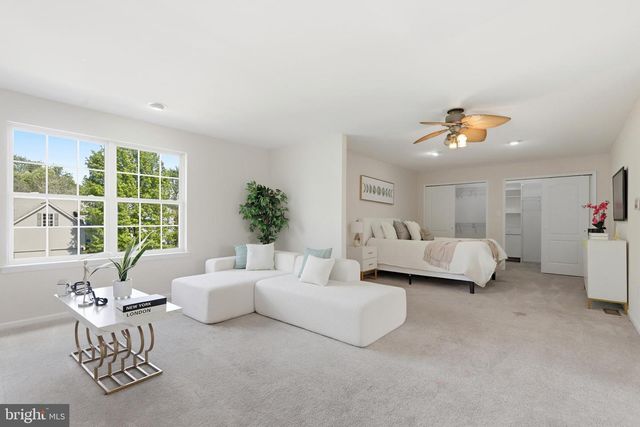 12 DOWNS ST, Clayton, NJ 08312