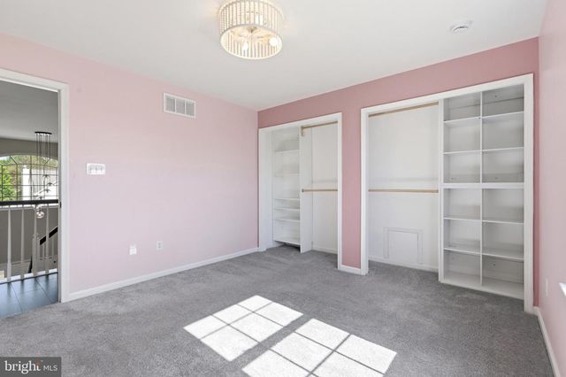 12 DOWNS ST, Clayton, NJ 08312