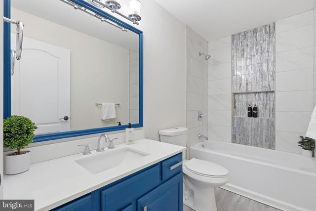 12 DOWNS ST, Clayton, NJ 08312