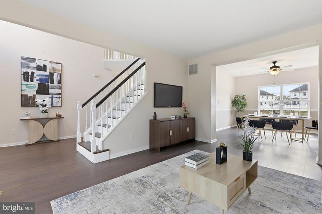 12 DOWNS ST, Clayton, NJ 08312