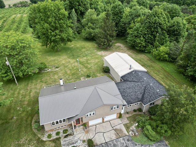 2944 W Woodrow Road, Shelby, MI 49455