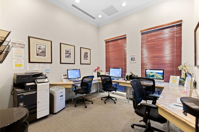 800 N TAMIAMI TRAIL 321A, Sarasota, FL 34236