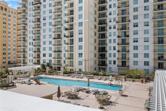 800 N TAMIAMI TRAIL 321A, Sarasota, FL 34236