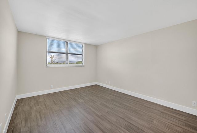 2707 NE 14th St Causeway 401, Pompano Beach, FL 33062