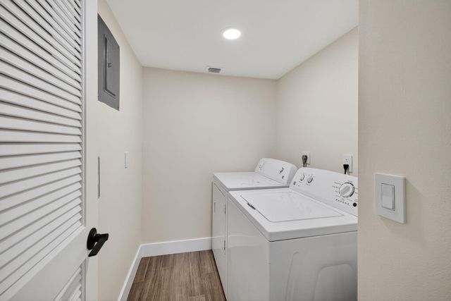 2707 NE 14th St Causeway 401, Pompano Beach, FL 33062