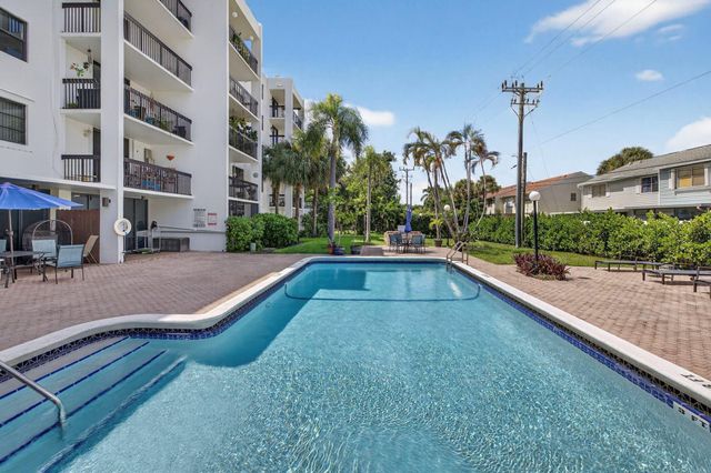 2707 NE 14th St Causeway 401, Pompano Beach, FL 33062