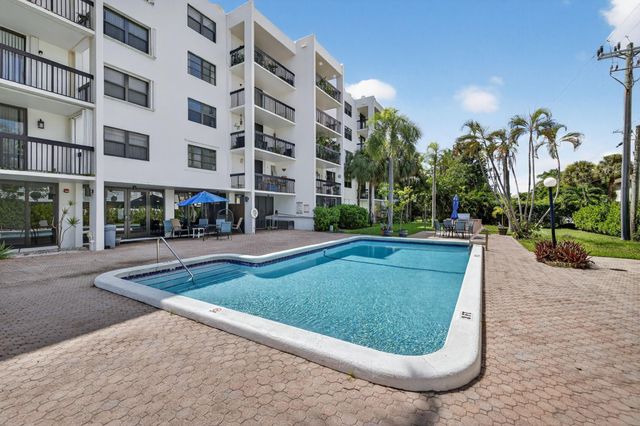 2707 NE 14th St Causeway 401, Pompano Beach, FL 33062