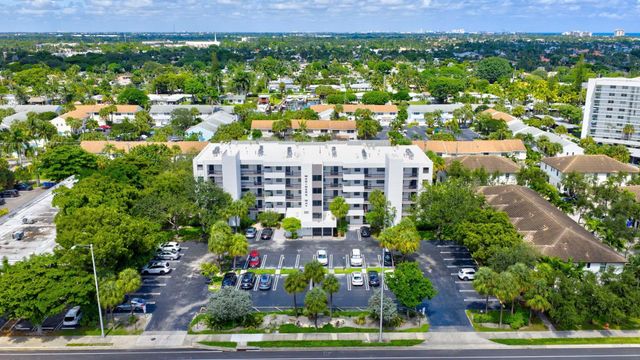 2707 NE 14th St Causeway 401, Pompano Beach, FL 33062