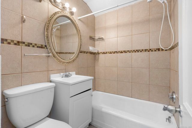 7-9 Hazel Street 3rd flr, Hartford, CT 06106