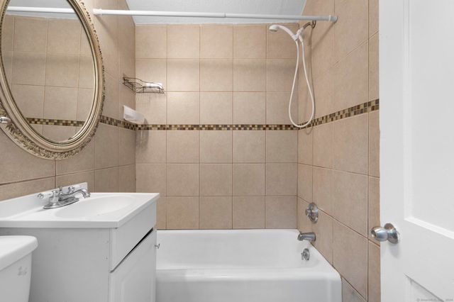 7-9 Hazel Street 3rd flr, Hartford, CT 06106