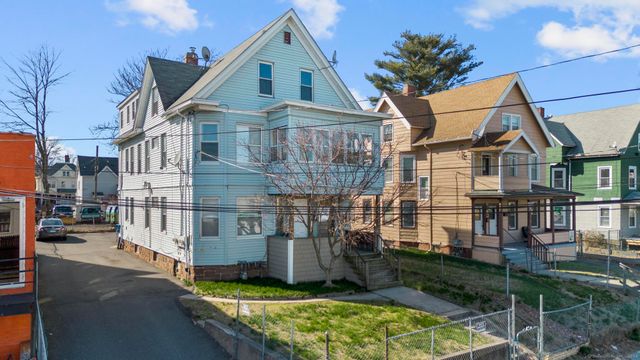 7-9 Hazel Street 3rd flr, Hartford, CT 06106