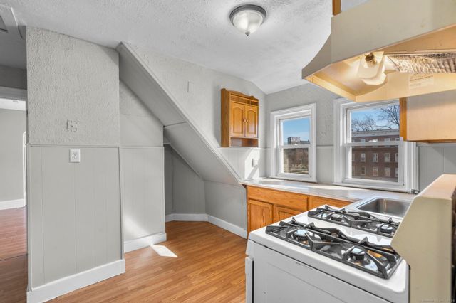 7-9 Hazel Street 3rd flr, Hartford, CT 06106