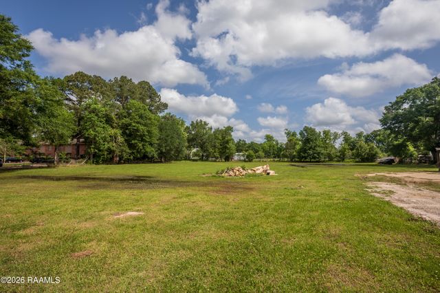 404 Sonnier Road, Carencro, LA 70520