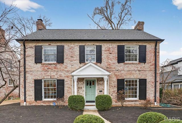 7632 Walinca Terrace, Clayton, MO 63105