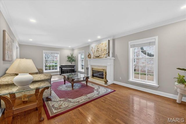 7632 Walinca Terrace, Clayton, MO 63105