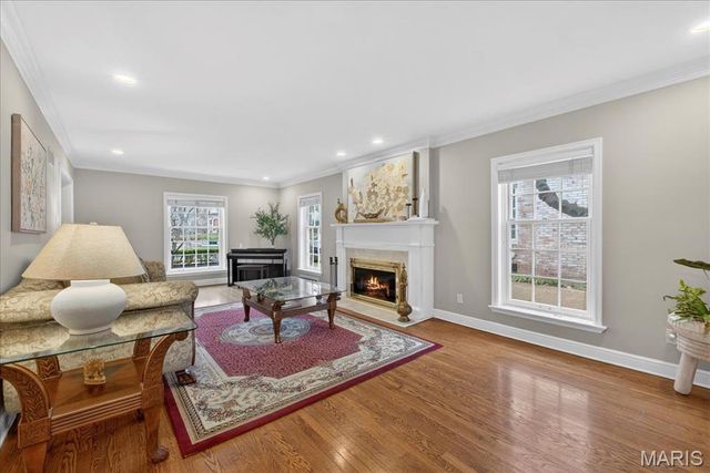 7632 Walinca Terrace, Clayton, MO 63105