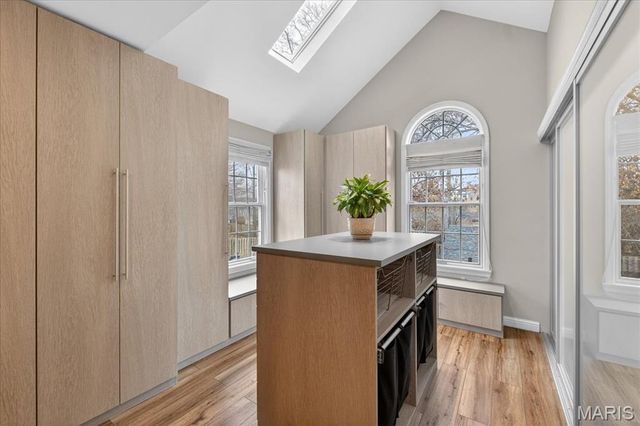 7632 Walinca Terrace, Clayton, MO 63105