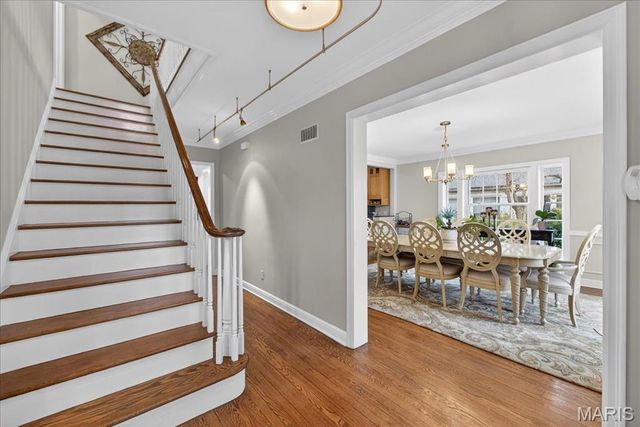 7632 Walinca Terrace, Clayton, MO 63105