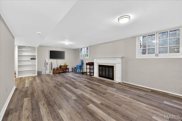 7632 Walinca Terrace, Clayton, MO 63105