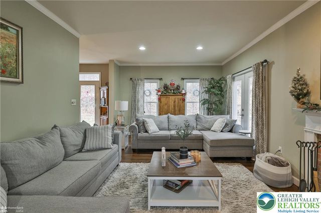 3475 Honeysuckle Road, Upper Saucon Twp, PA 18015