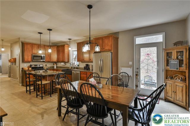 3475 Honeysuckle Road, Upper Saucon Twp, PA 18015