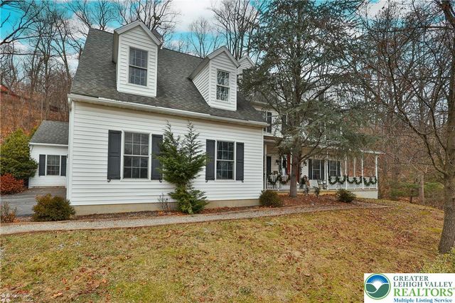 3475 Honeysuckle Road, Upper Saucon Twp, PA 18015