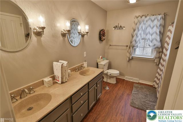 3475 Honeysuckle Road, Upper Saucon Twp, PA 18015