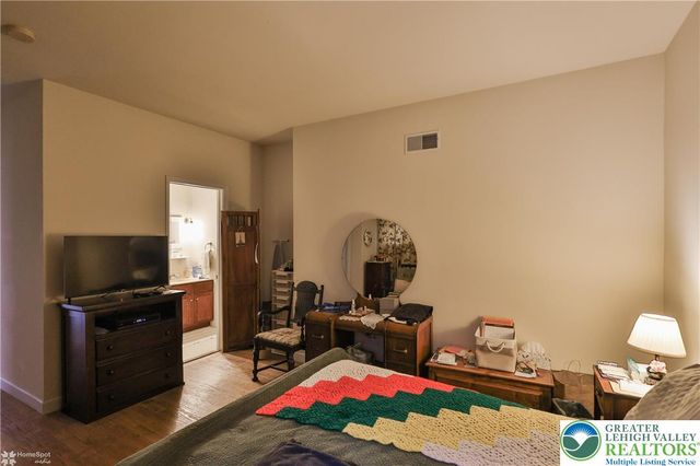 3475 Honeysuckle Road, Upper Saucon Twp, PA 18015