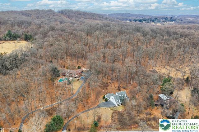 3475 Honeysuckle Road, Upper Saucon Twp, PA 18015