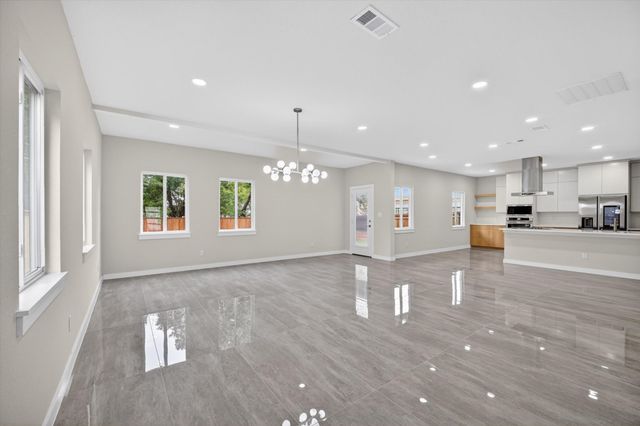 105 Rolston Road, Irving, TX 75060