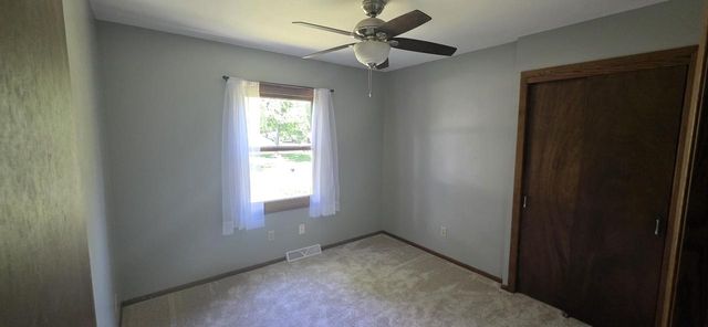N50W14473 Fairmount AVENUE, Menomonee Falls, WI 53051
