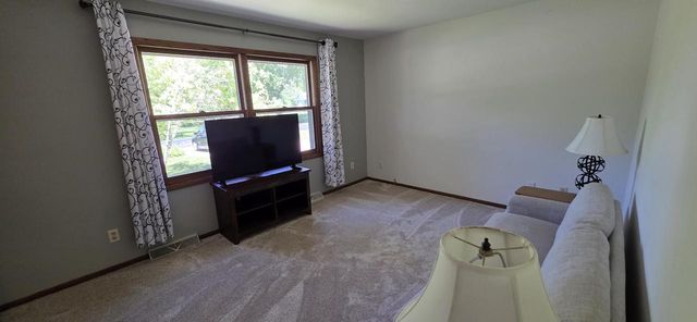 N50W14473 Fairmount AVENUE, Menomonee Falls, WI 53051