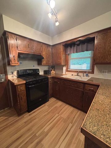 N50W14473 Fairmount AVENUE, Menomonee Falls, WI 53051