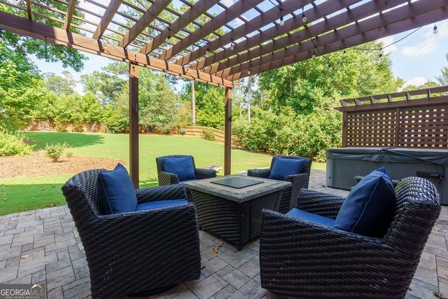 105 Glen Trail, Woodstock, GA 30188