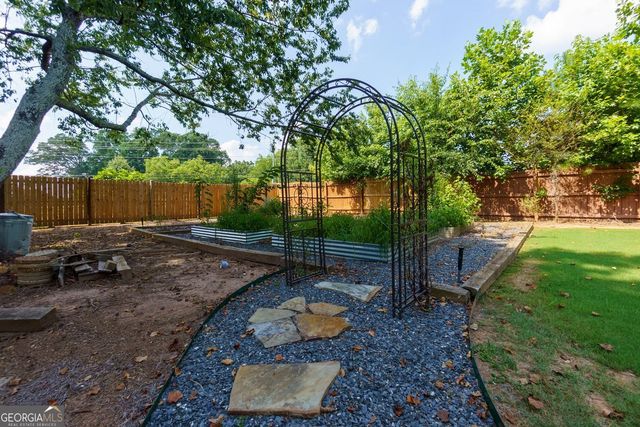 105 Glen Trail, Woodstock, GA 30188