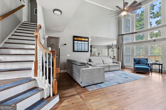 105 Glen Trail, Woodstock, GA 30188