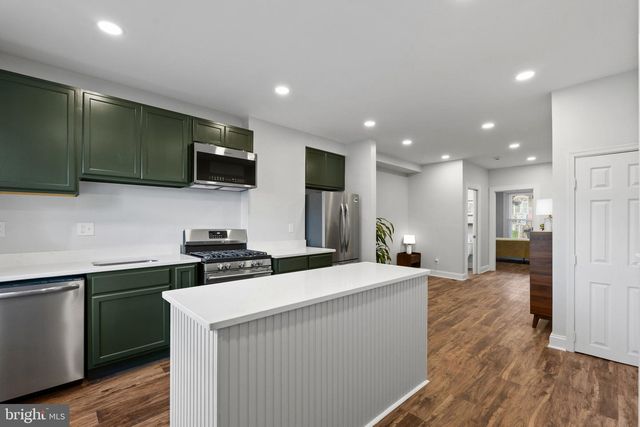 621 E 36TH ST, Baltimore, MD 21218