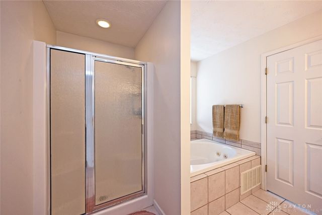 180 Sackett Drive, Monroe, OH 45050