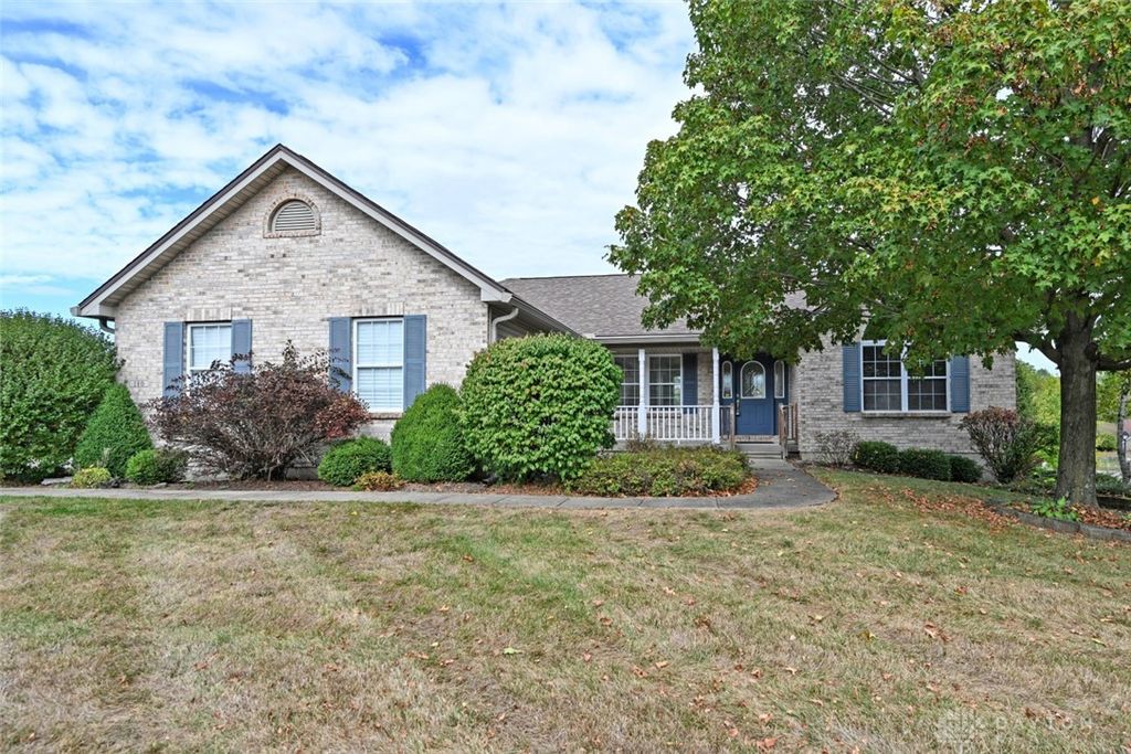 180 Sackett Drive, Monroe, OH 45050