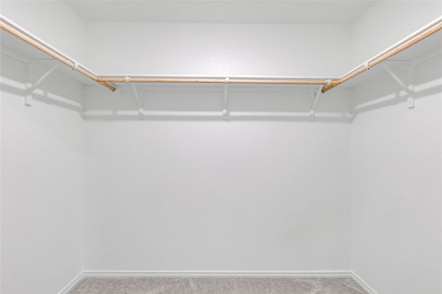 611 Whoopers LOOP, Uhland, TX 78640