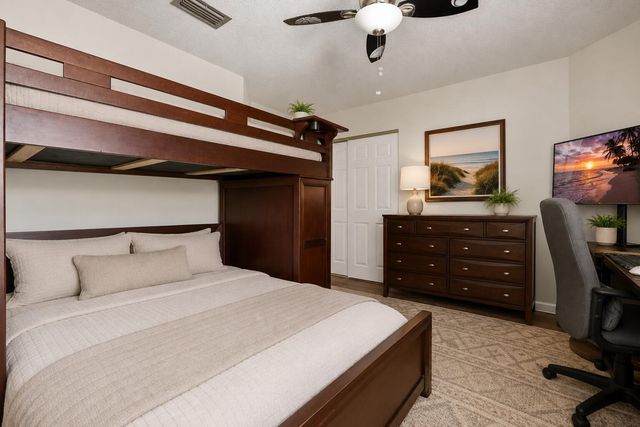 600 Crosswinds E1, Greenacres, FL 33413