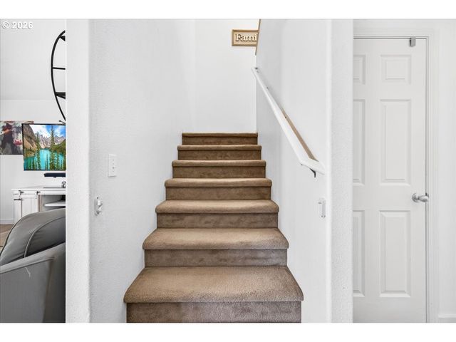 228 E 12TH St, Lafayette, OR 97127
