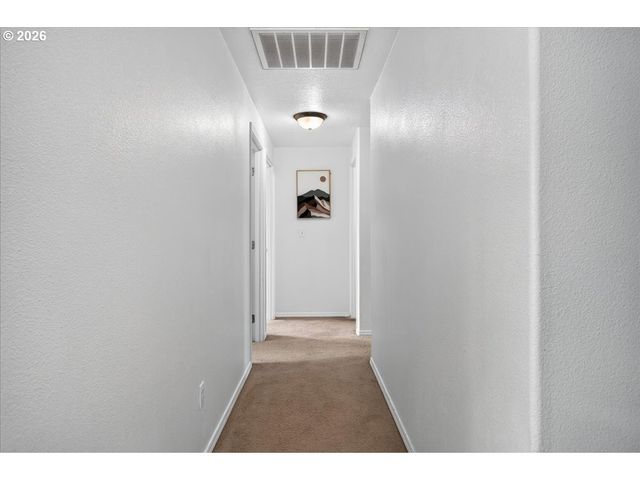 228 E 12TH St, Lafayette, OR 97127