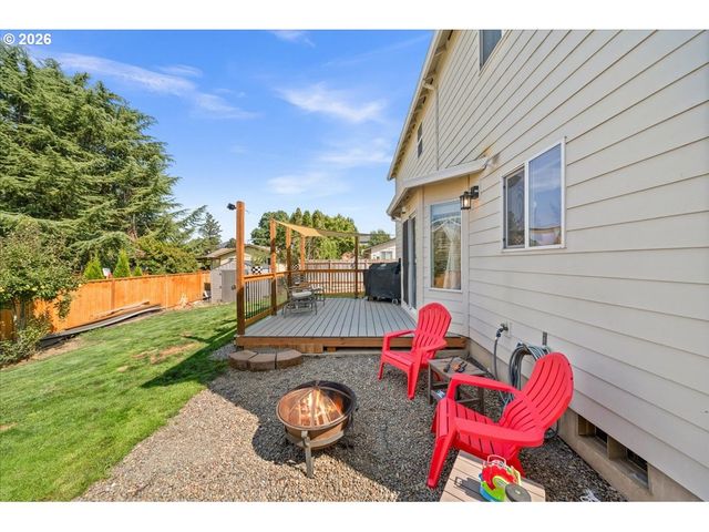 228 E 12TH St, Lafayette, OR 97127